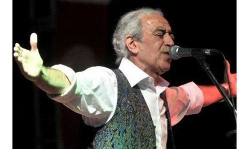 EDİP AKBAYRAM YAŞAMINI YİTİRDİ
